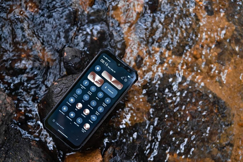 Water resistant wp26 rugged phone